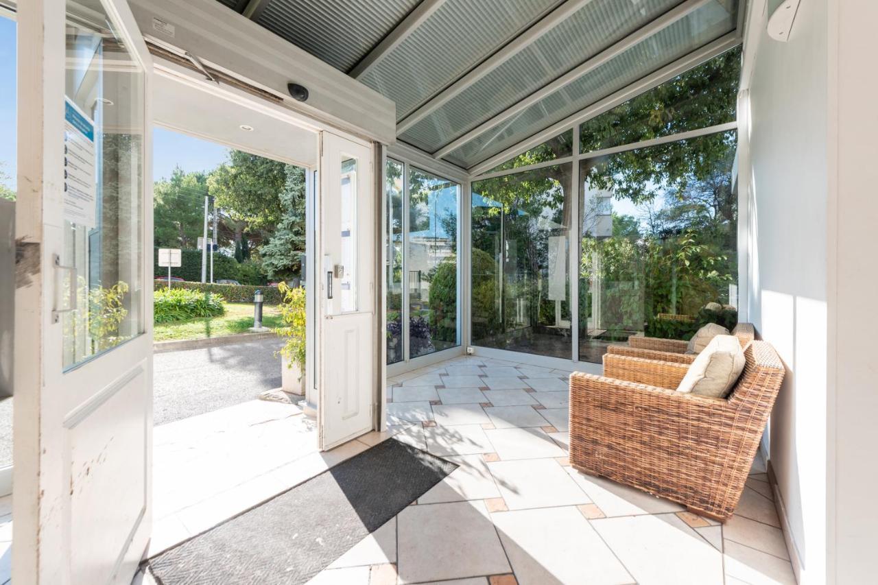 Residence Pierre & Vacances La Rostagne Juan-les-Pins Exterior photo