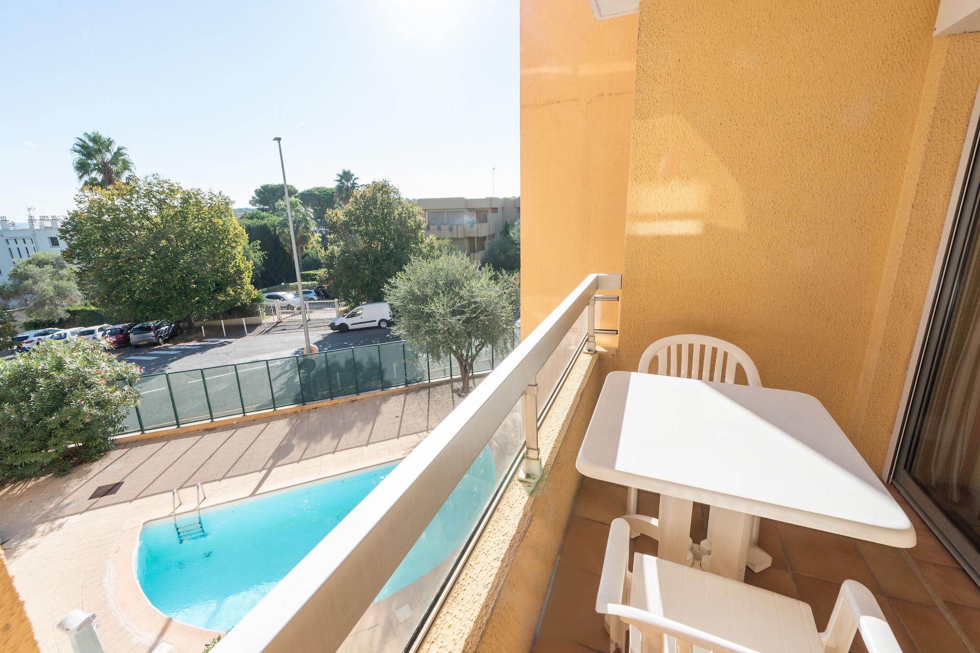 Residence Pierre & Vacances La Rostagne Juan-les-Pins Exterior photo