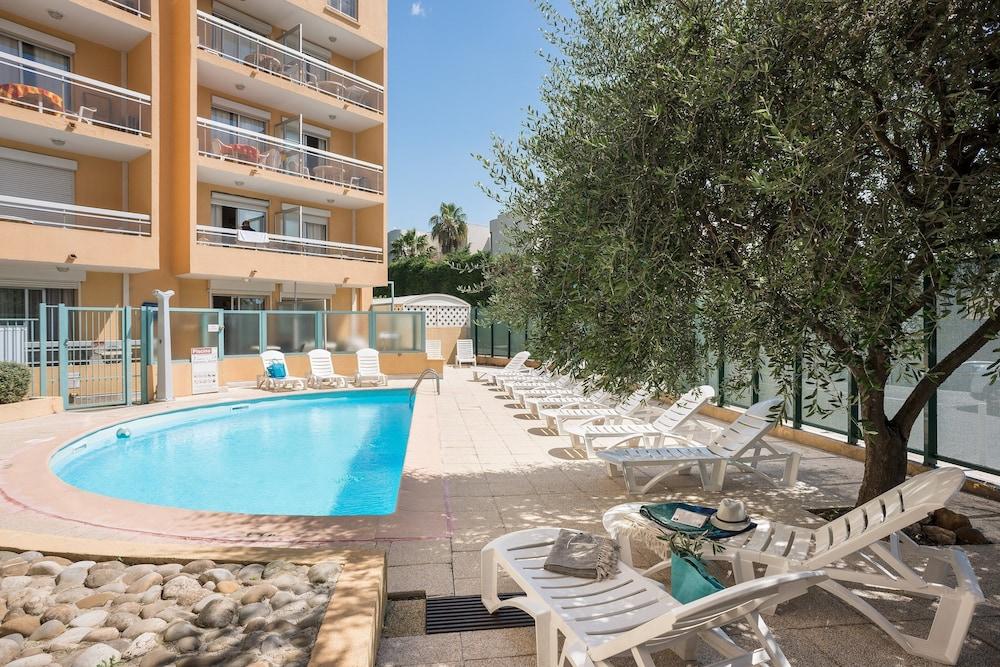 Residence Pierre & Vacances La Rostagne Juan-les-Pins Exterior photo