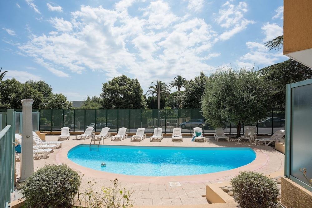 Residence Pierre & Vacances La Rostagne Juan-les-Pins Exterior photo