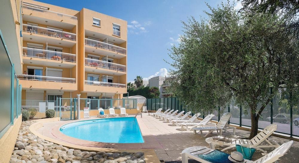 Residence Pierre & Vacances La Rostagne Juan-les-Pins Exterior photo